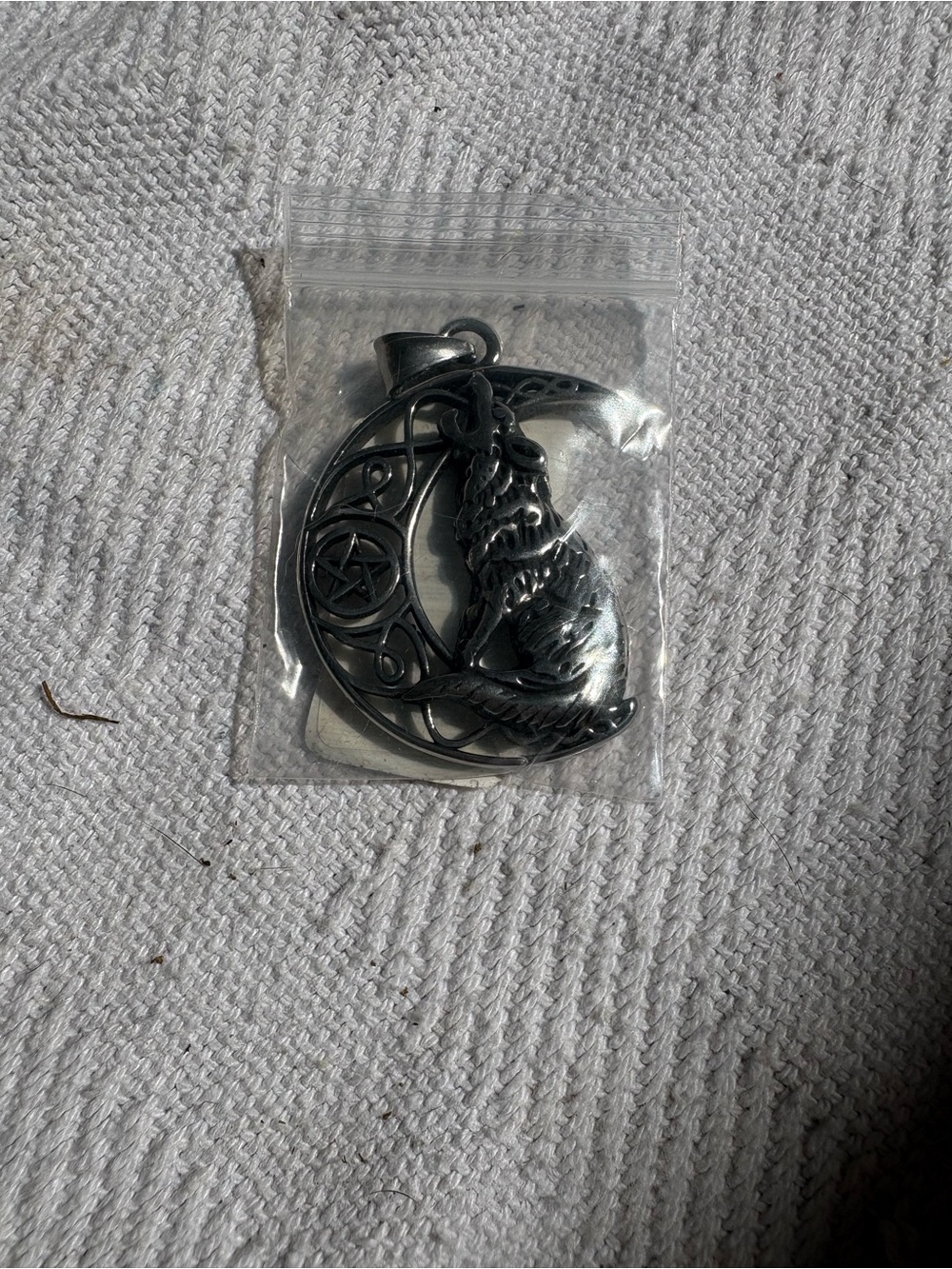 Silver Wolf Crescent Moon Pendant Necklace - Men Accessories